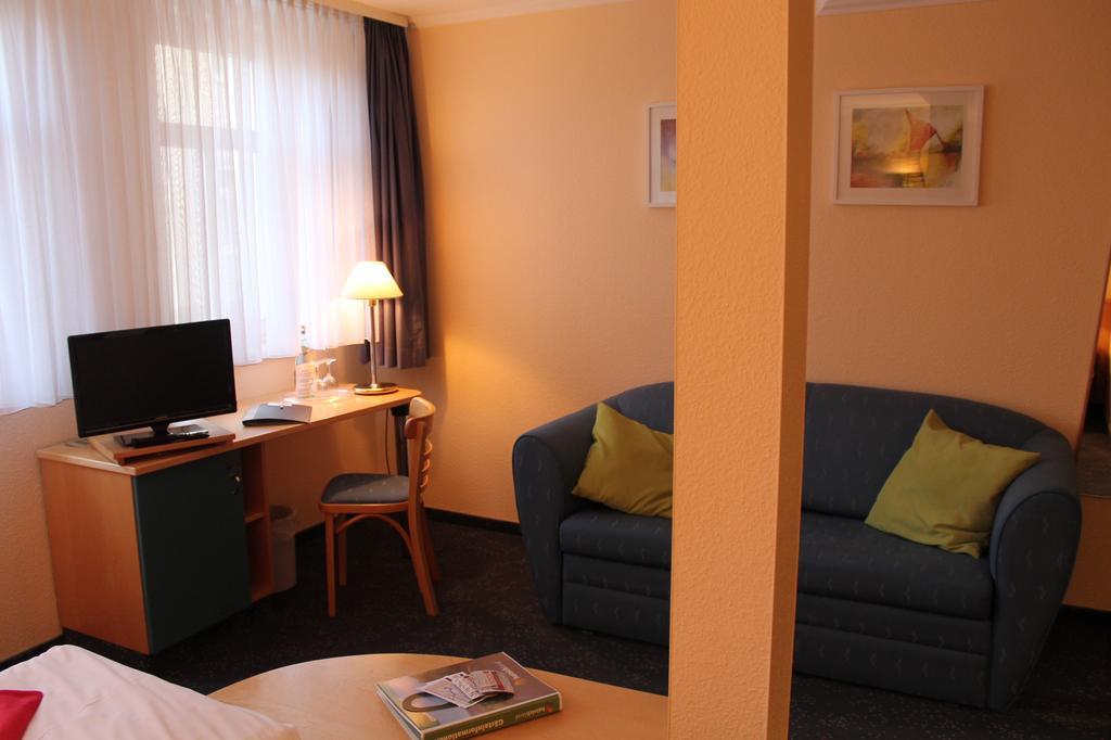 Hotel An Der Stadtmauer Muehlhausen  Room photo